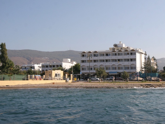 Zephyros Hotel