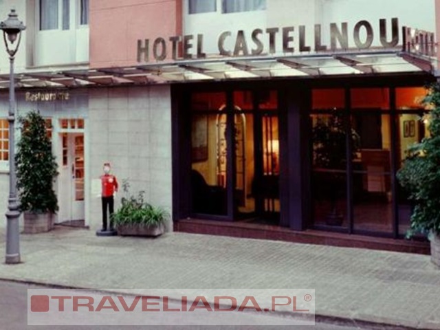 Hotel Catalonia Castellnou