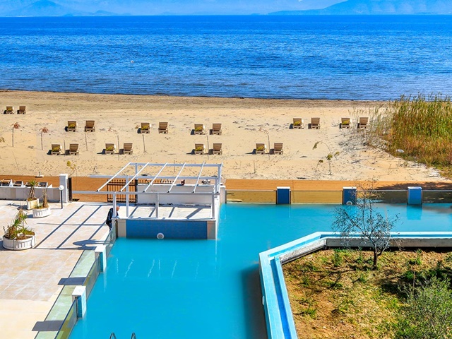 Cavomarina Beach Hotel