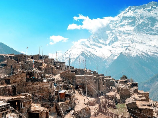 Trekking Wokół Annapurny